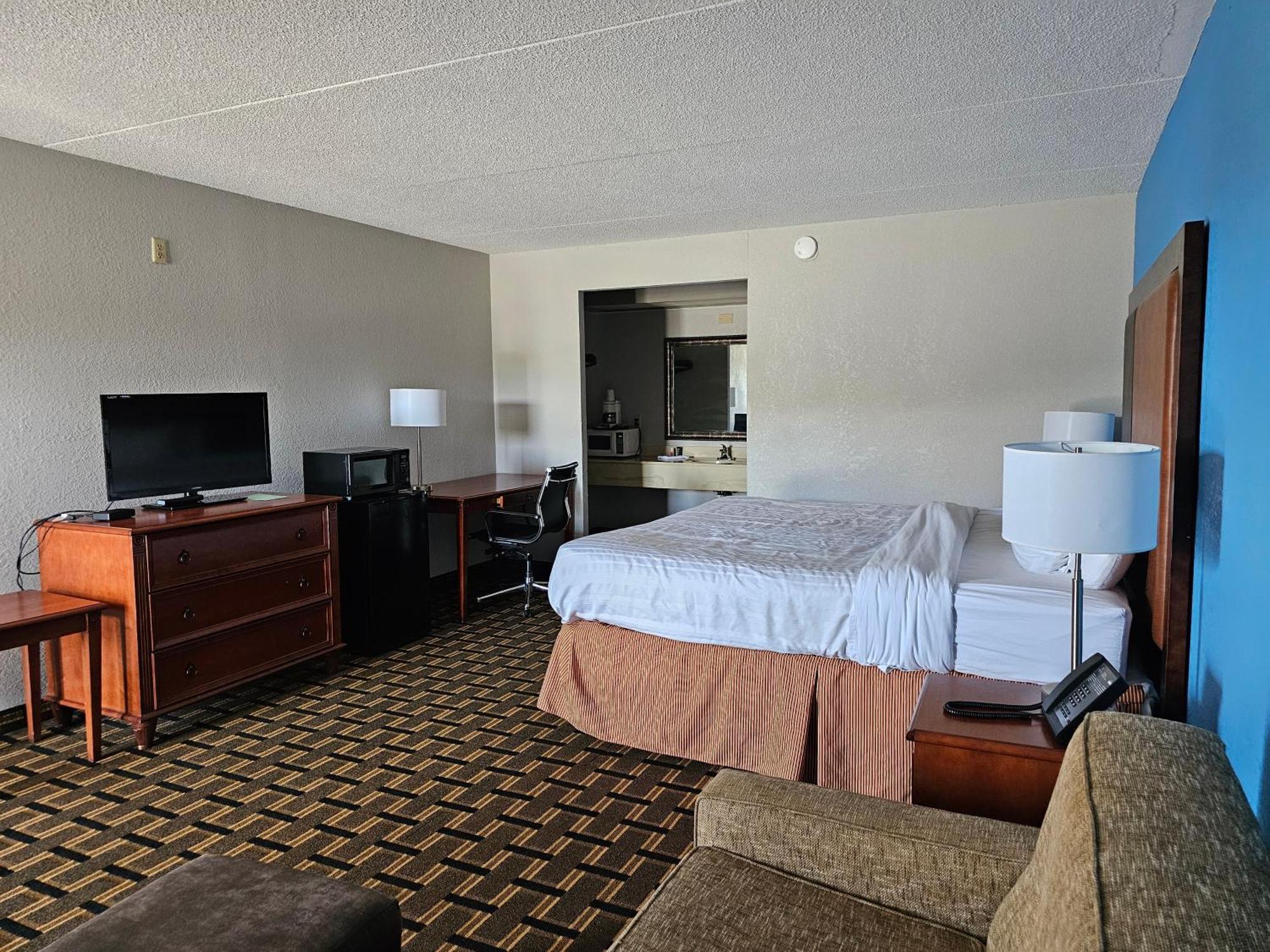 Relax Inn By Oyo Greeneville Near Hwy Us-321 Екстериор снимка