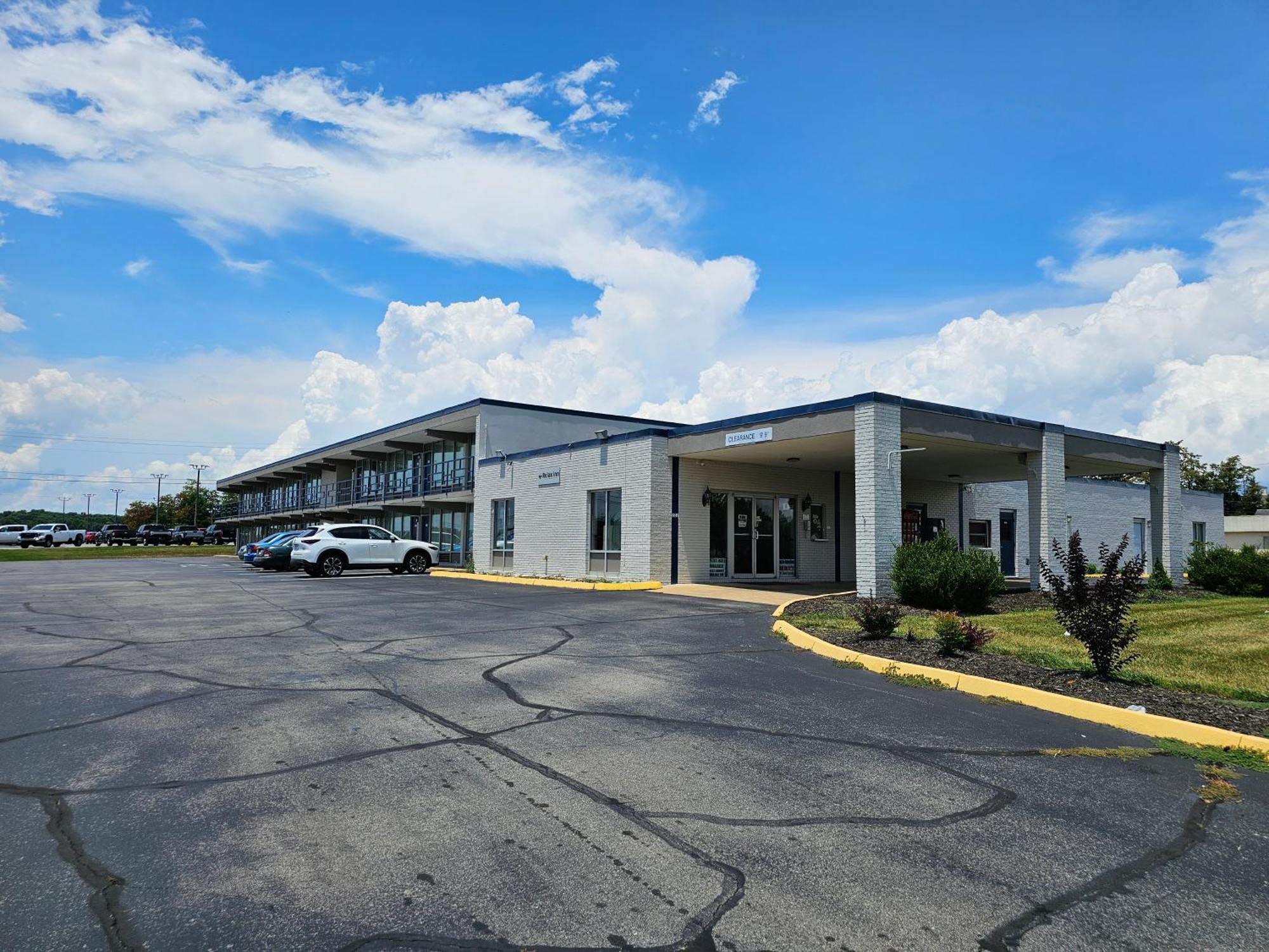 Relax Inn By Oyo Greeneville Near Hwy Us-321 Екстериор снимка