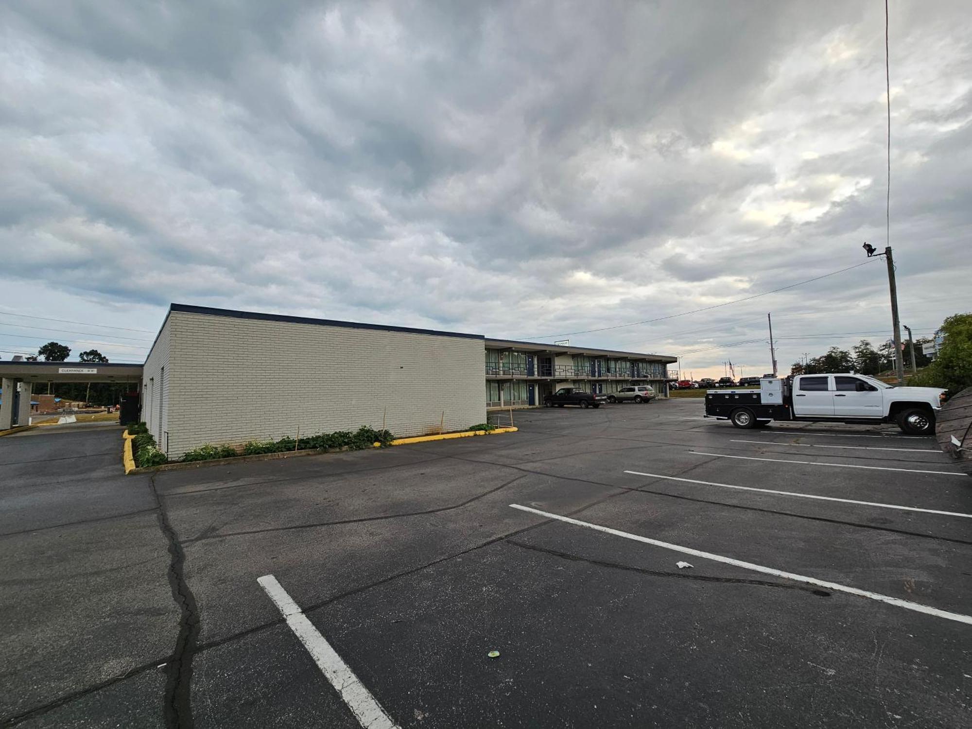 Relax Inn By Oyo Greeneville Near Hwy Us-321 Екстериор снимка