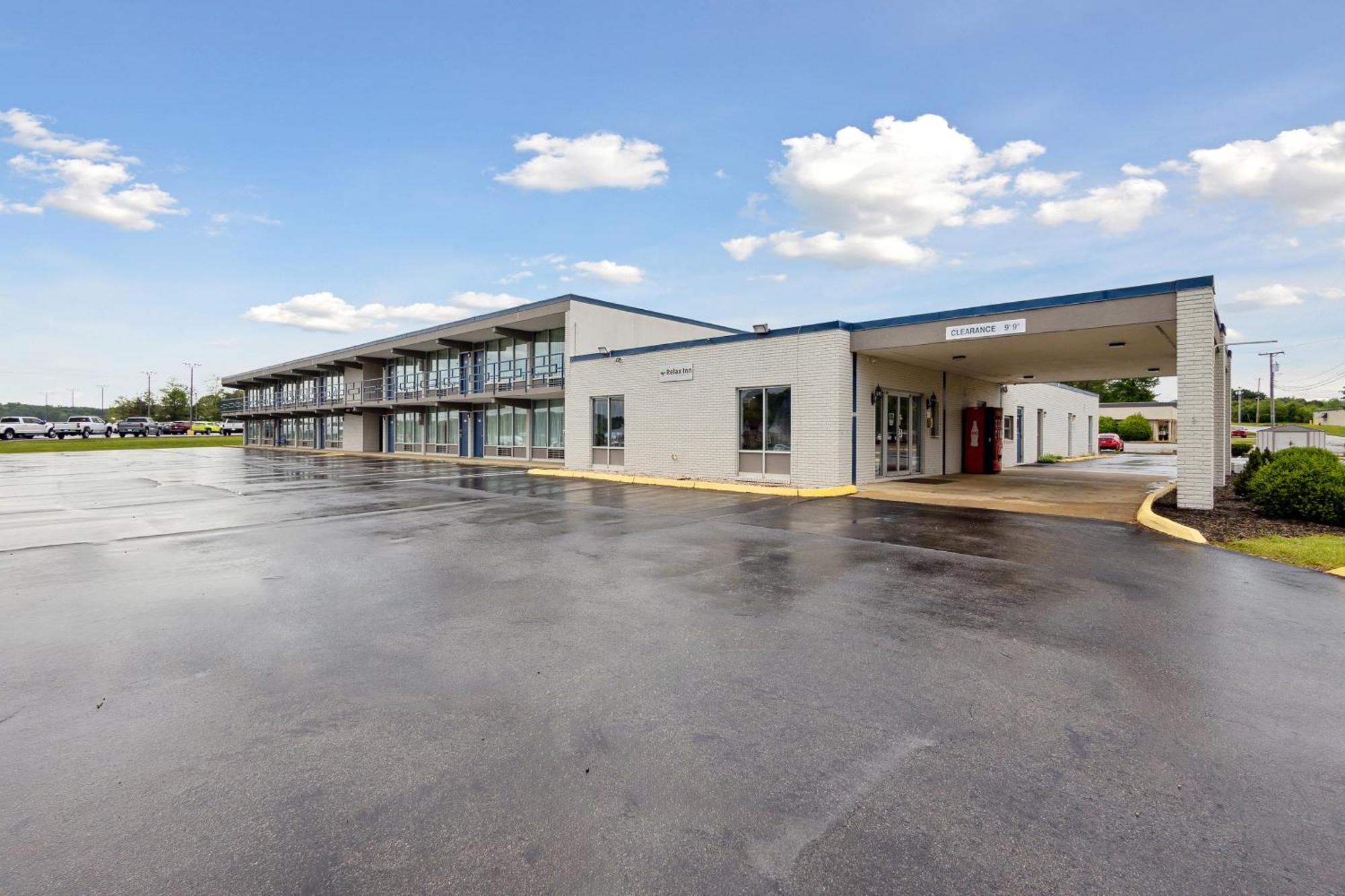 Relax Inn By Oyo Greeneville Near Hwy Us-321 Екстериор снимка
